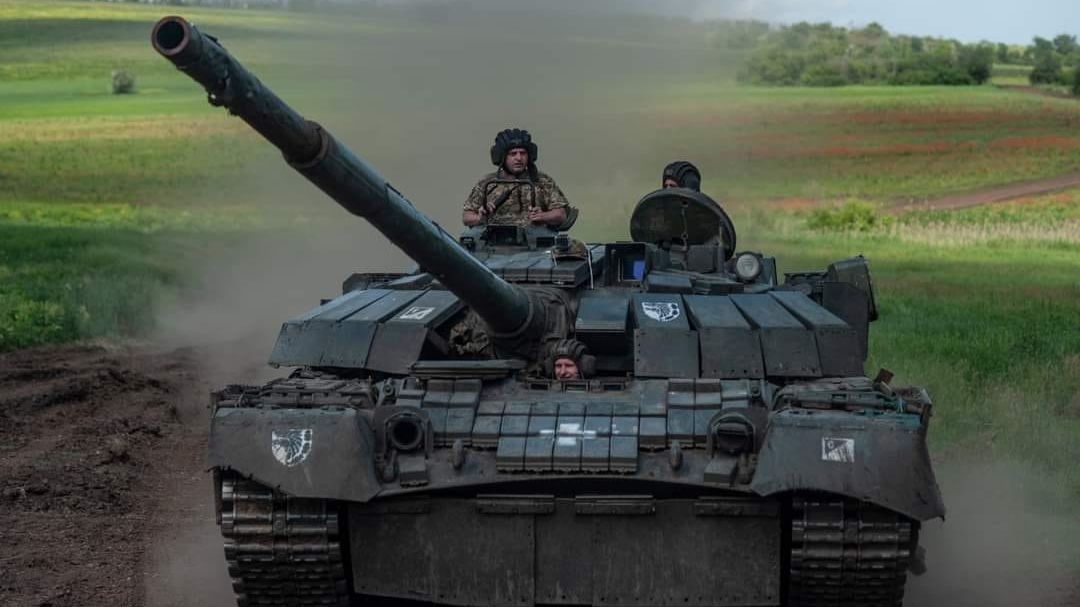 Zprávy z bojiště: Obě strany mohutně krvácejí, kolaps ruské obrany je daleko